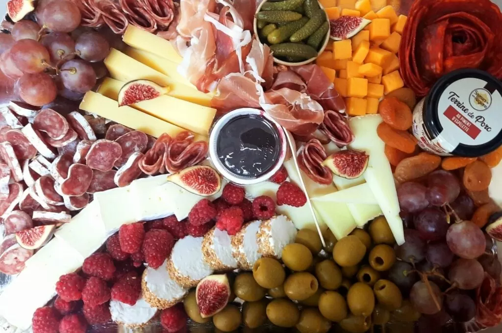Plateau composé
Plateau charcuteries
Plateaux fromages
